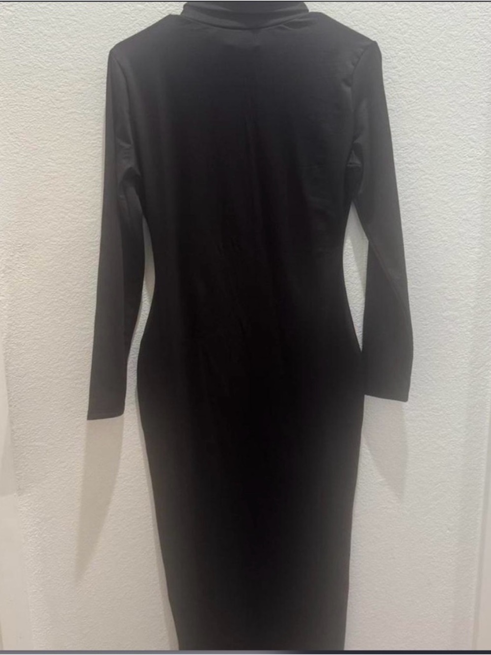 Forever 21 Black Long-Sleeve Midi Bodycon Dress